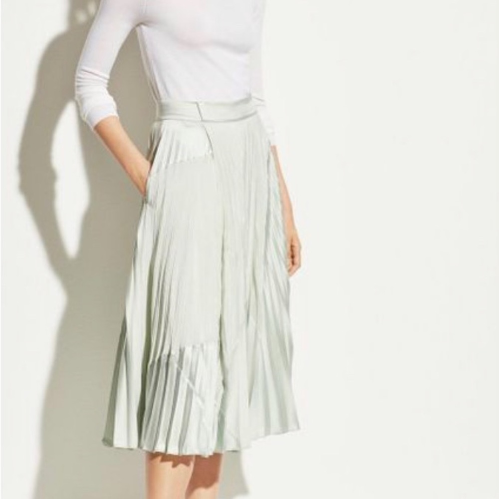 Vince Pleated Skirt - Picture 4 of 12